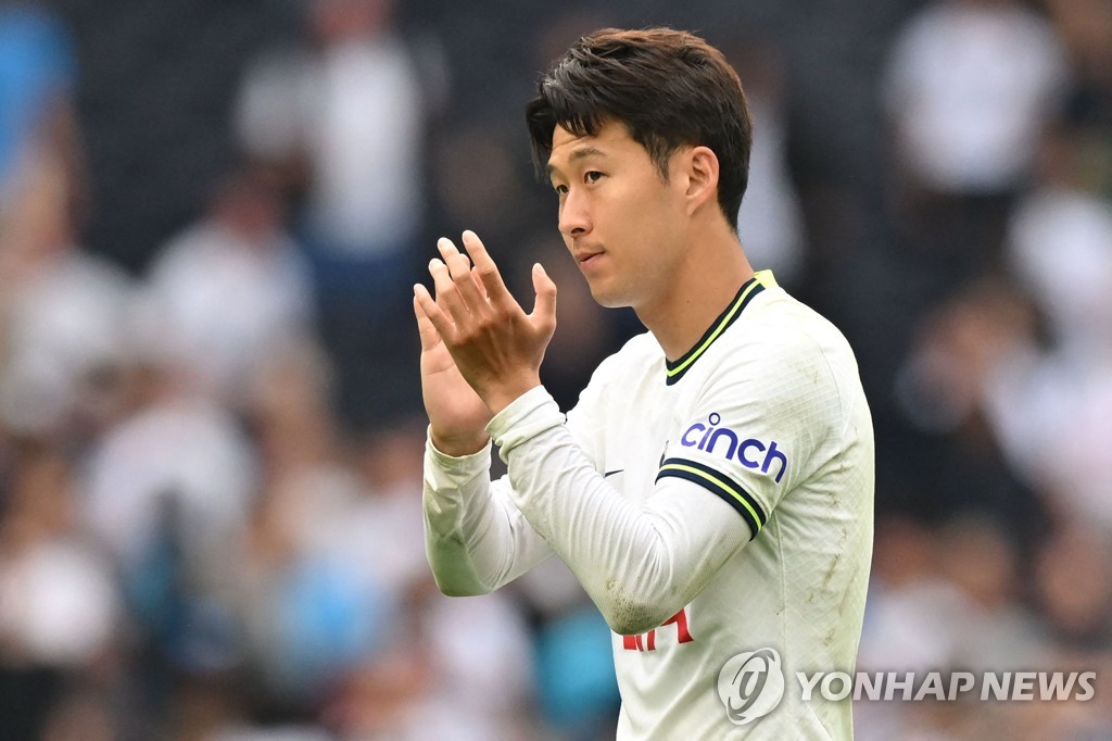 In this AFP photo, Son Heung-min of Tottenham Hotspur applauds fans following his club's 2-1 victory over Fulham FC in the clubs' Premier League match at Tottenham Hotspur Stadium in London on Sept. 3, 2022. (Yonhap)