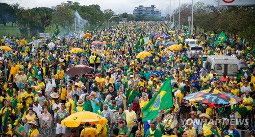 Apoiadores de Bolsonaro fizeram protestos contra o resultado das eleições