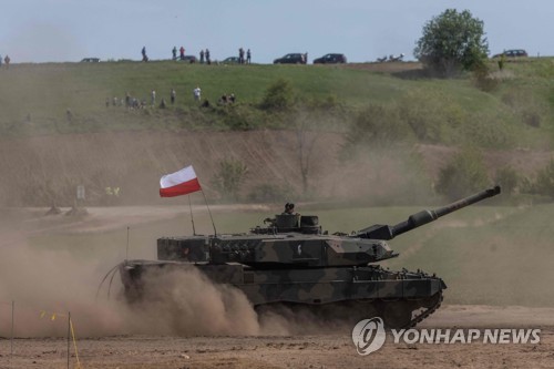 독일 부총리, 폴란드 우크라에 주력전차 지원 안막겠다(종합)