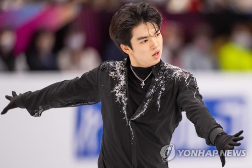 Cha Jun hwan wins men s free skate to help S. Korea take silver at