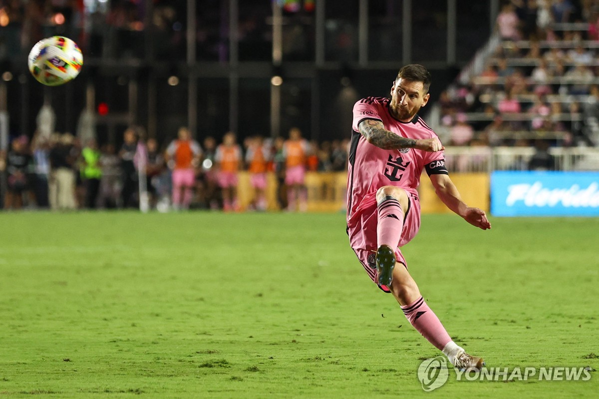 메시 또 해트트릭…FIFA 클럽 월드컵 나서는 마이애미, 6-2 대승