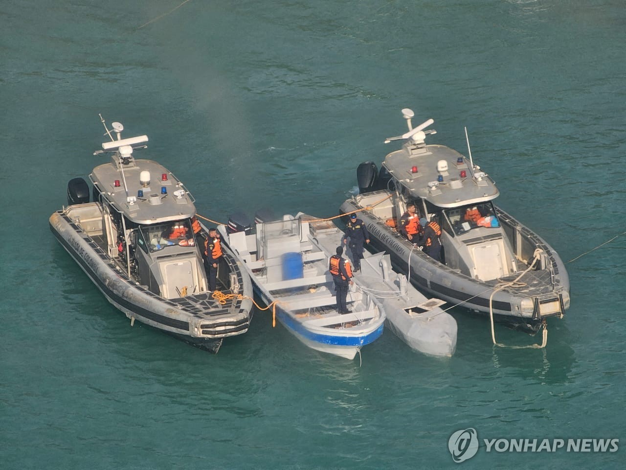 위성인터넷 마약밀거래?…'스타링크 장착' 무인반잠수정 …