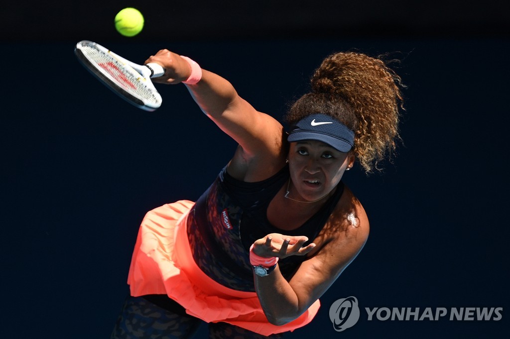 Osaka goes over Williams to the Australian Open tennis finals