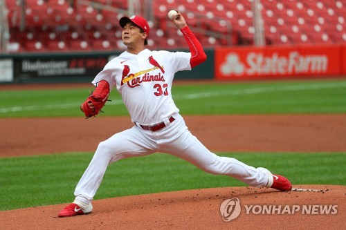 After 3 big league starts, Kim Kwang-hyun looking comfortable in Cardinals'  rotation