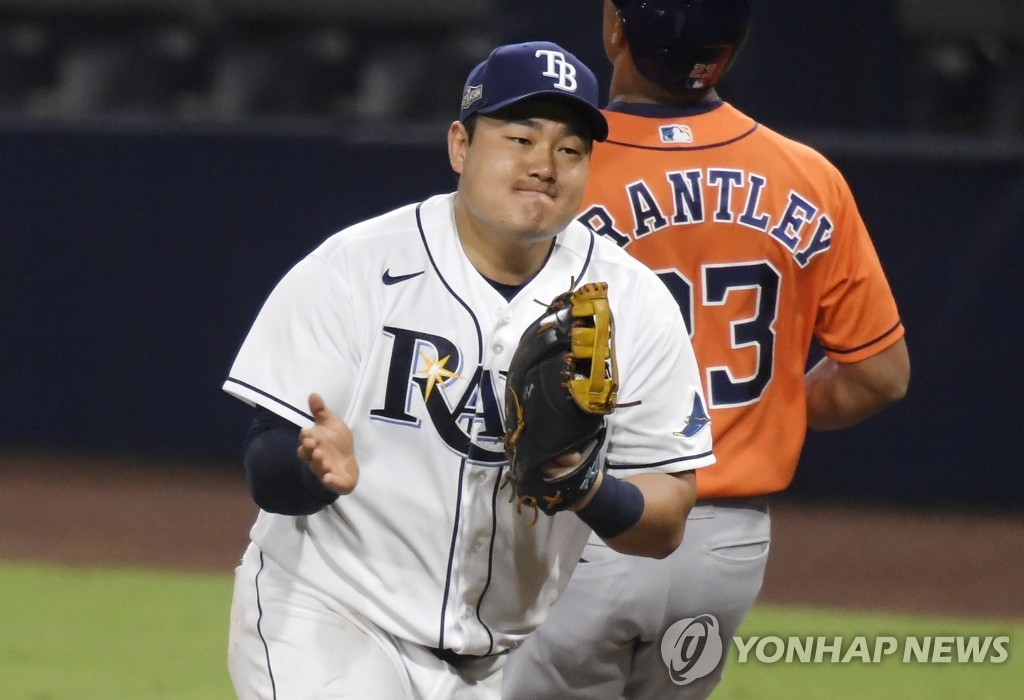 Why the Dodgers should worry about Ji-Man Choi, the most fun player in the  World Series