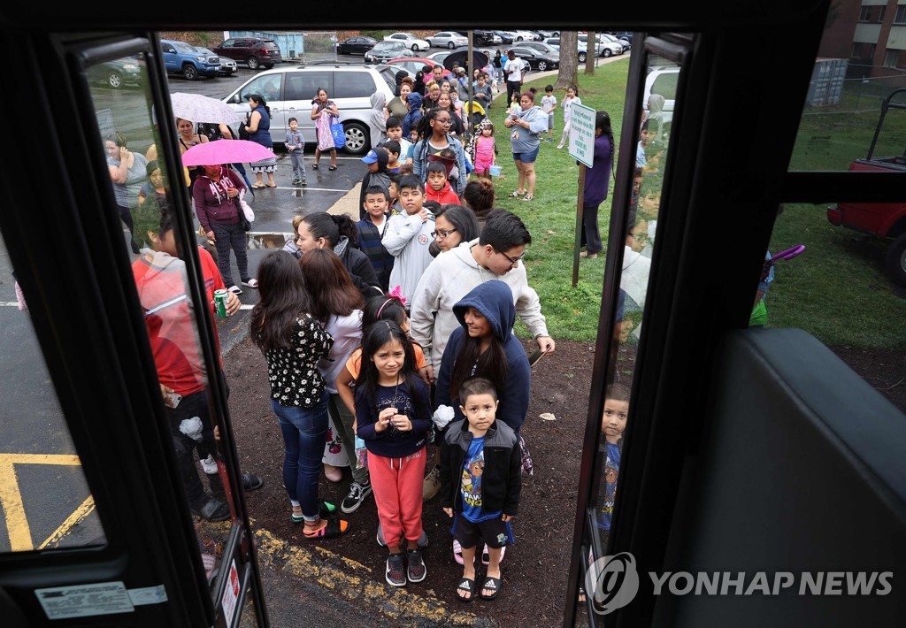 미국 아동·고용 복지 변혁…'무조건 보장수당' 파장 주목 | 연합뉴스