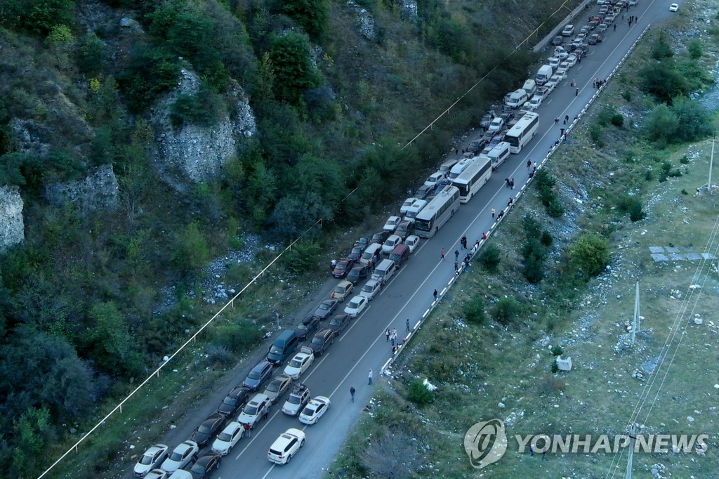 '동원령 도피행렬'…러, 조지아 접경지역 차량통행 제한