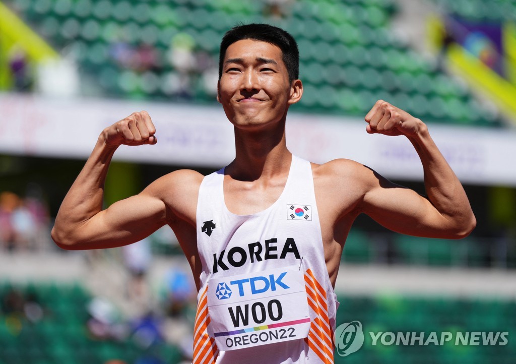 Inching toward history, Woo Sang-hyeok reaches men's high jump final at worlds