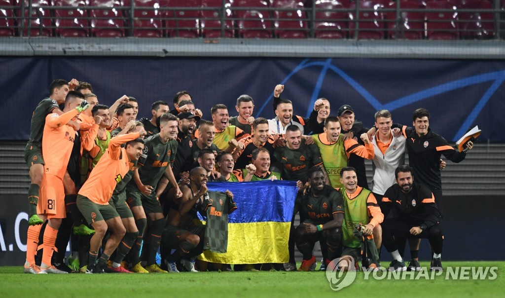 4-1 대승에 기뻐하는 우크라이나 프로축구 샤흐타르
