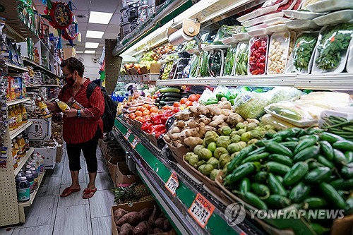 美 8월 PCE가격지수 전월대비 0.4%↑…"고유가 영항"(종합)