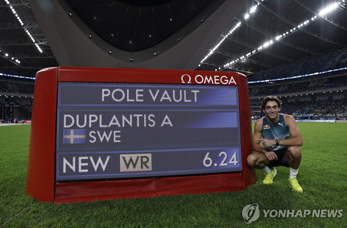 듀플랜티스, 장대높이뛰기 세계 신기록