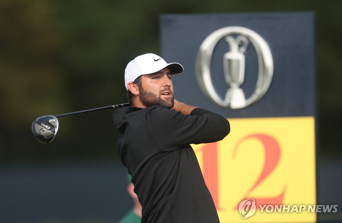 셰플러, 디오픈 3R 4타 차 선두…임성재 4타 줄여 공동 22위