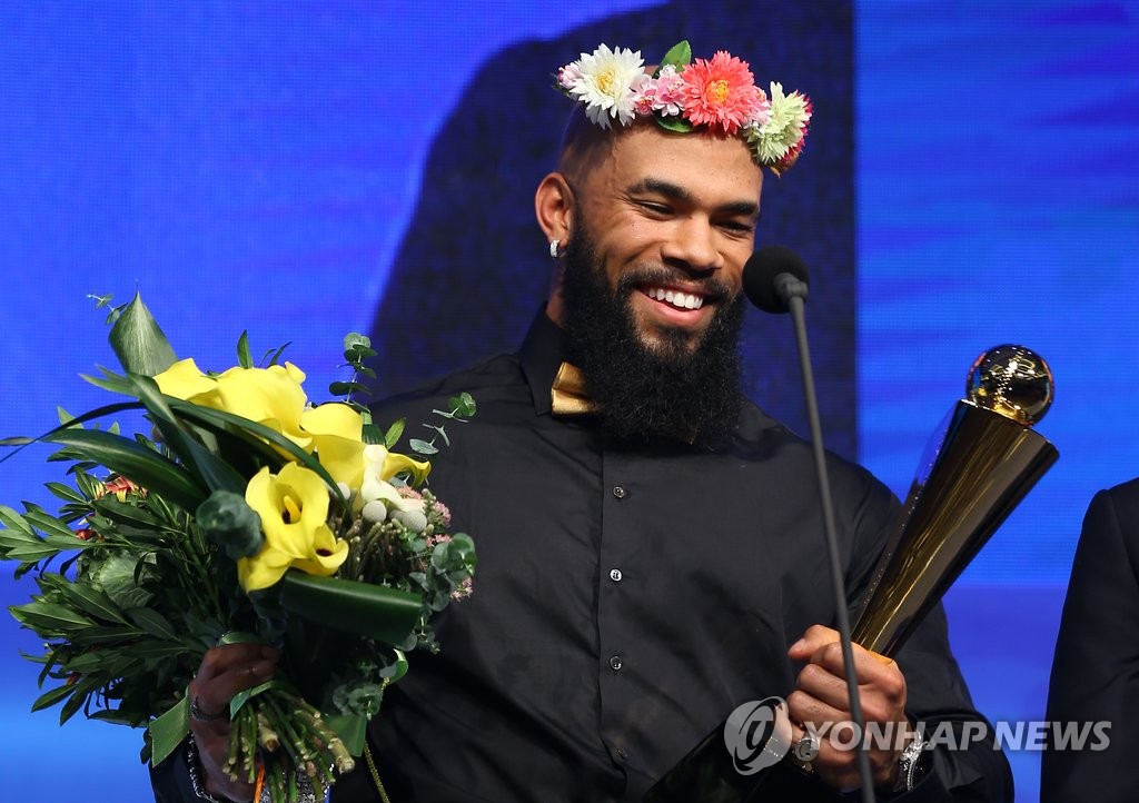 Korean League MVP Eric Thames Could Be Surprise MLB Offseason