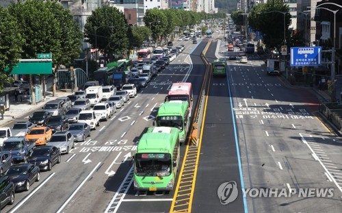 헌재, 버스전용차로제 '합헌' 첫 판단…"원활한 교통확보 목적"