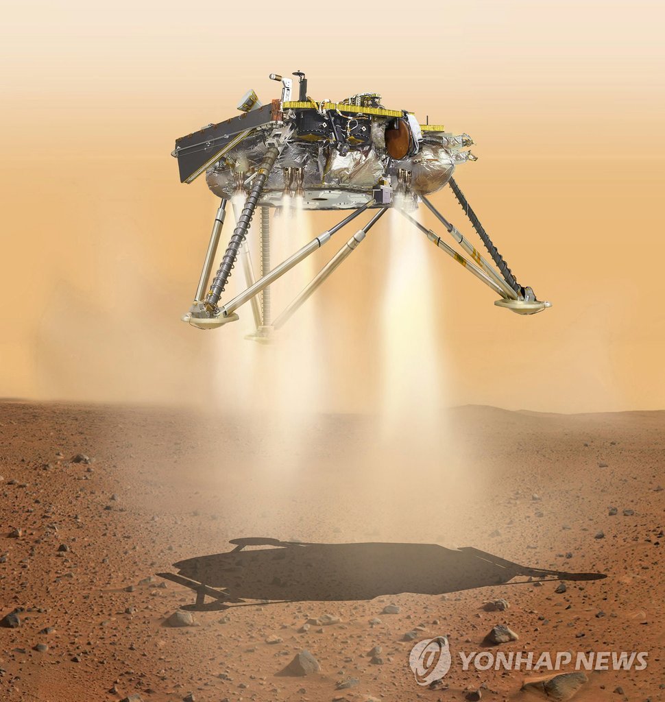화성 탐사선 인사이트호가 화성 표면에 착륙하는 상상도로 지난달 31일(현지시간) 미국 항공우주국(NASA)이 제공한 사진. [EPA=연합뉴스 자료사진]