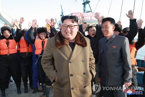 북한 "동해서 더 많은 물고기잡이 어로전투 벌여"