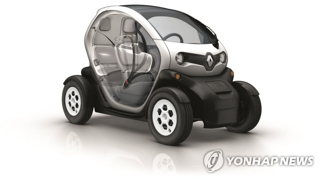 This photo provided by Renault Samsung Motors Corp. shows the Twizy Life ultracompact electric vehicle. (PHOTO NOT FOR SALE) (Yonhap)