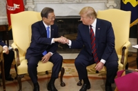 (2nd LD) Moon, Trump highlight need for continued talks with N. Korea