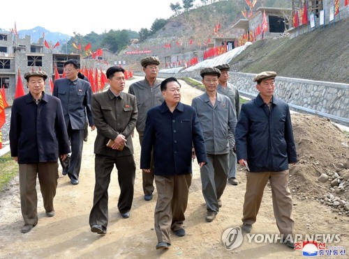 Choe Ryong-hae inspects hot spring tourist area under construction