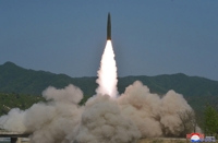 北朝鮮が公開した「火力訓練」