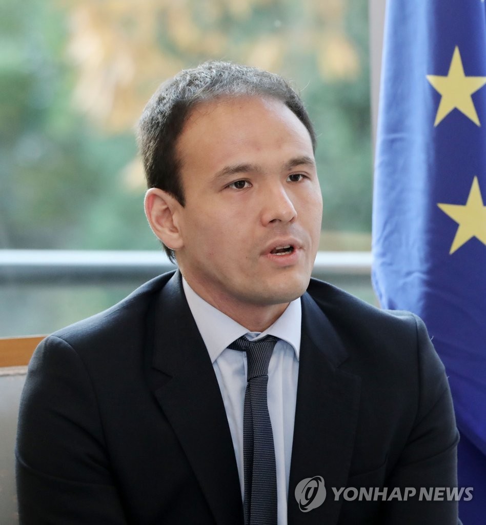 This file photo shows French Digital Affairs Secretary Cedric O responding to reporters' questions during a press conference at the French Embassy in Seoul on Nov. 5, 2019. (Yonhap)