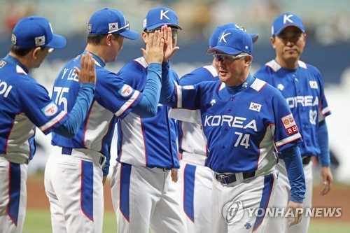 (Premier12) S. Korean manager keeps faith in struggling hitters