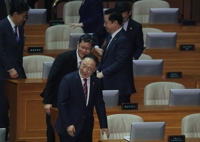 밝은 표정의 홍남기 경제부총리