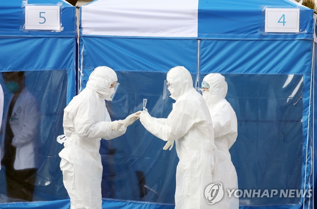 韓国の新型コロナ感染者　２４２人増え７７５５人＝死者６０人に