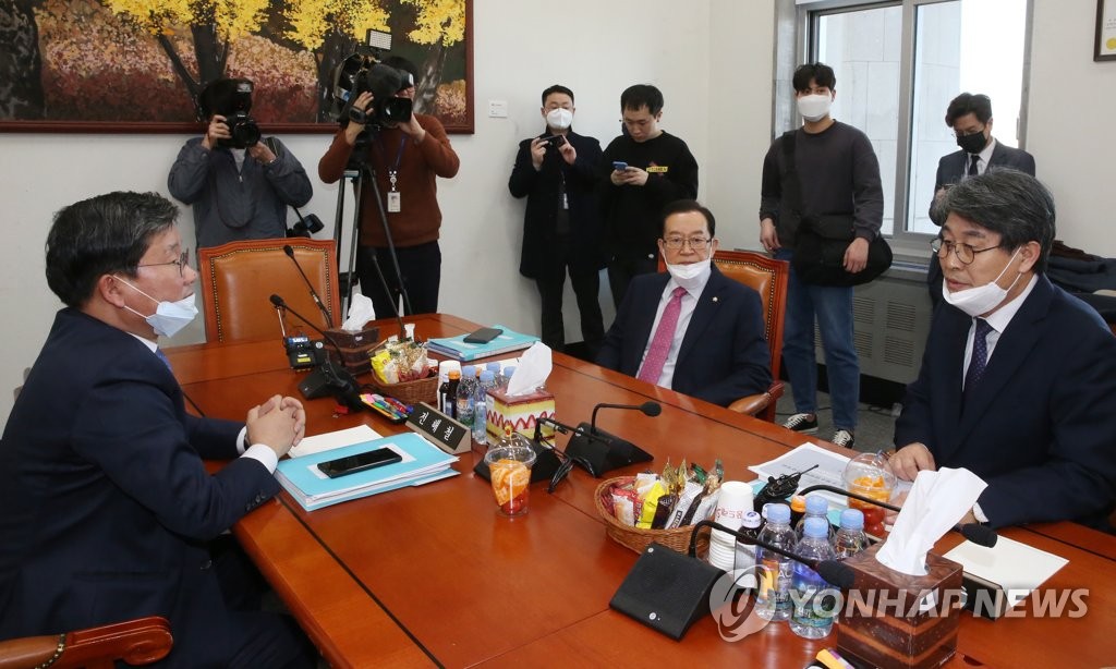 البرلمان الكوري يخطط لتمرير مشروع قانون الموازنة الإضافية بشأن فيروس كورونا