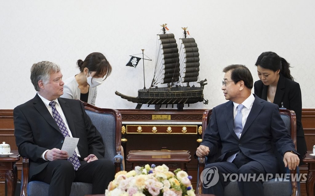 韓国安保室長と米国務副長官　「緊密な協力」再確認