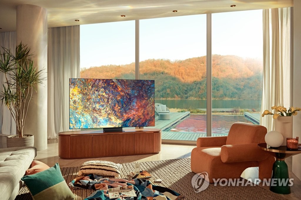 This photo provided by Samsung Electronics Co. on Jan. 7, 2021, shows its NeoQLED TV. (PHOTO NOT FOR SALE) (Yonhap)
