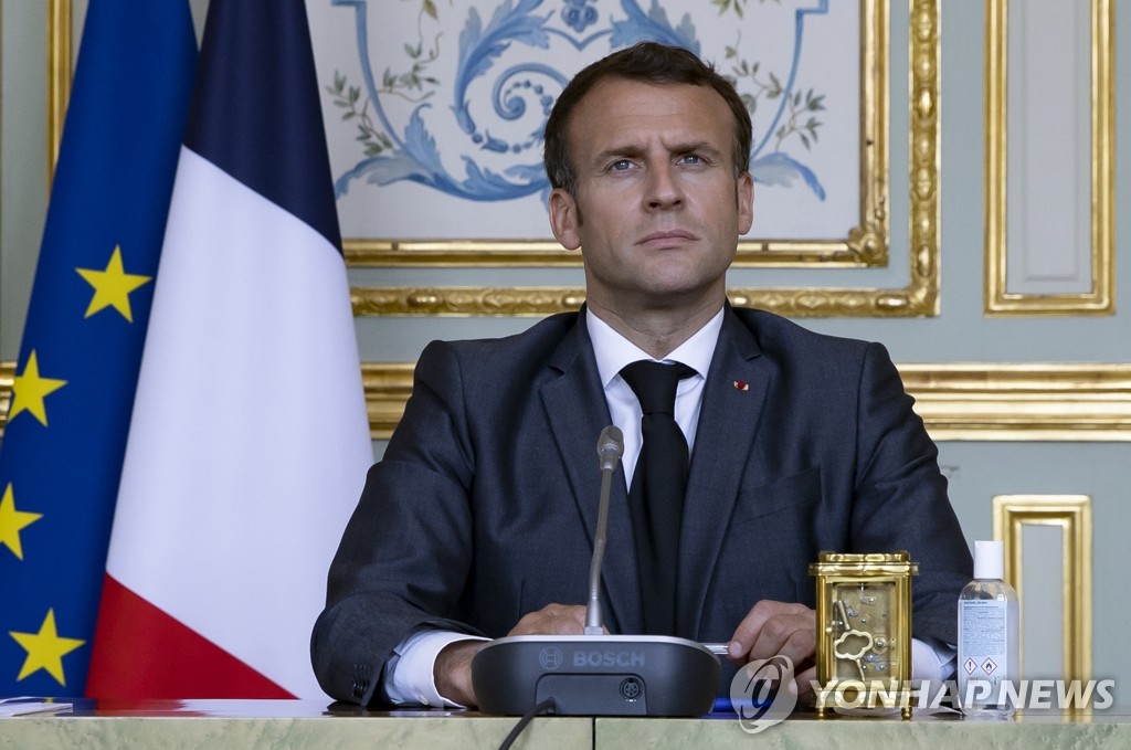 '지구의 날' 기후정상회의 참석한 마크롱 프랑스 대통령