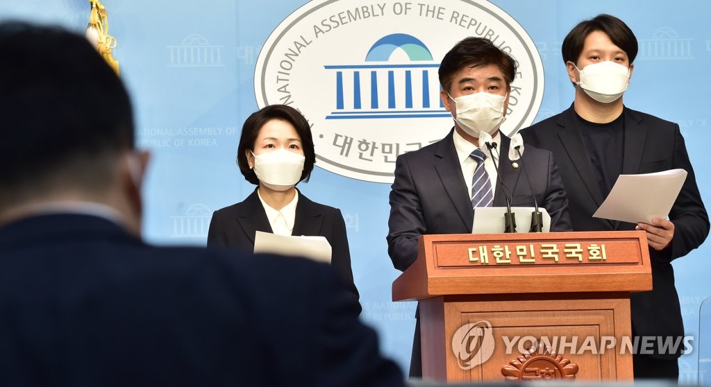 가상자산업 발전 및 이용자 보호 법률 발의한 민주당 김병욱 의원