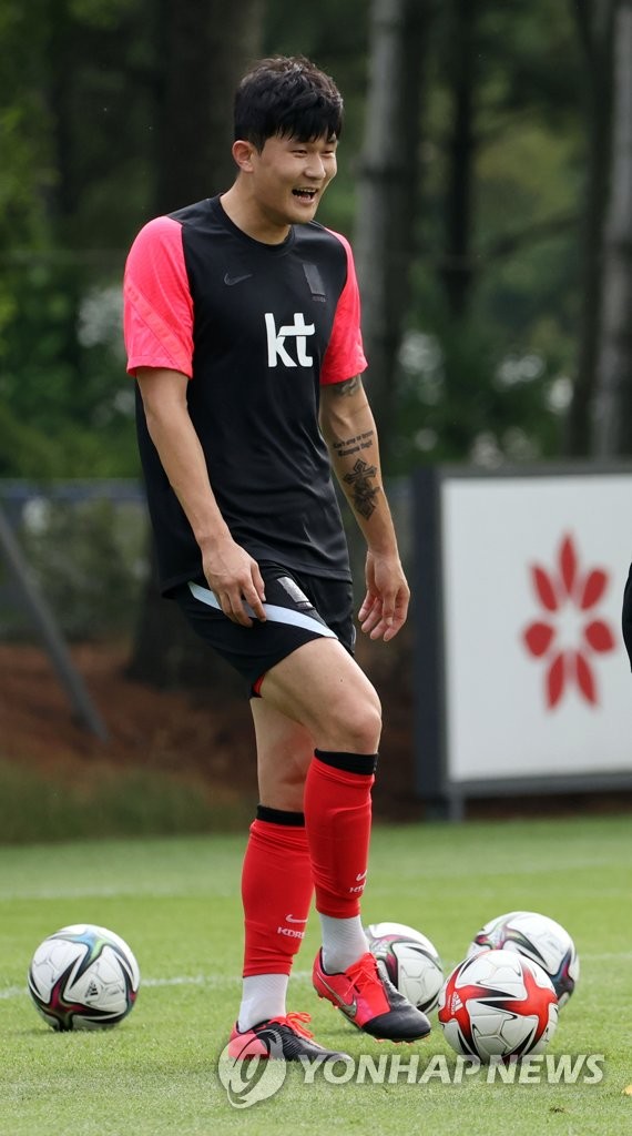 In this file photo from July 2, 2021, Kim Min-jae of the South Korean men's Olympic football team trains at the National Football Center in Paju, Gyeonggi Province. (Yonhap)