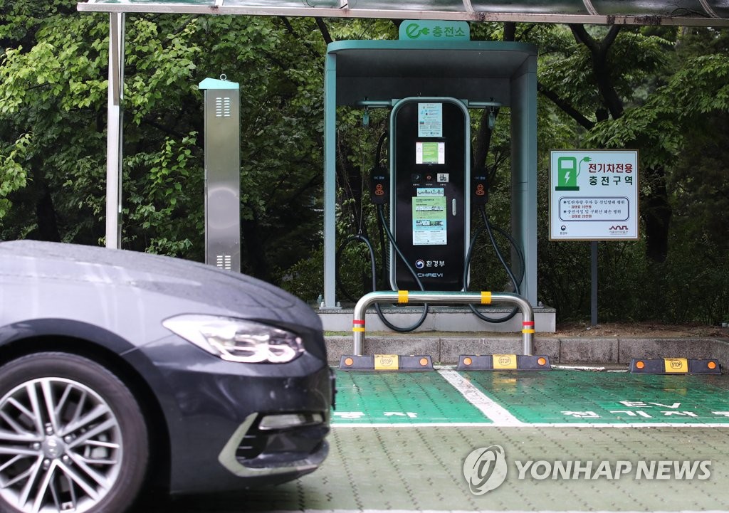 S. Korea to phase out ICE vehicles from low-emission subsidy program from 2024: gov't