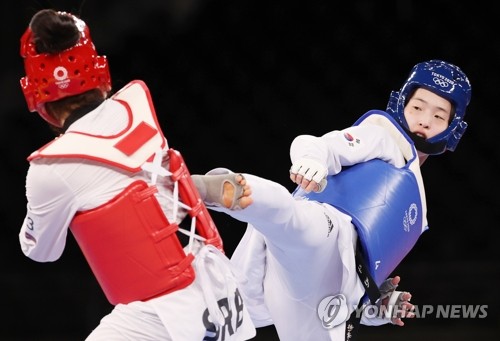(الأولمبياد) فوز لاعبة التايكوندو الكورية «لي دا-بن» بالميدالية الفضية