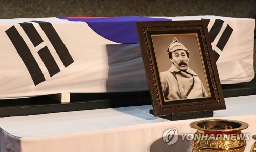 独立軍を率いた洪範図将軍の遺骨はカザフスタンに埋葬されていたが、２０２１年に韓国に返還された（資料写真）＝（聯合ニュース）