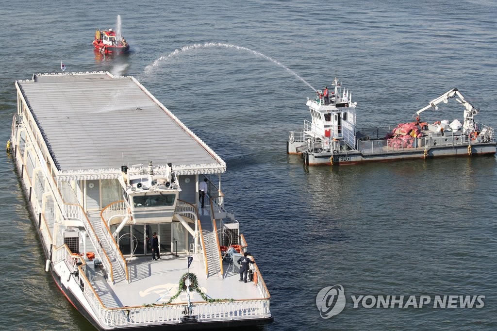 '구조 성공'…한강 수난사고 민관합동 현장대응 훈련