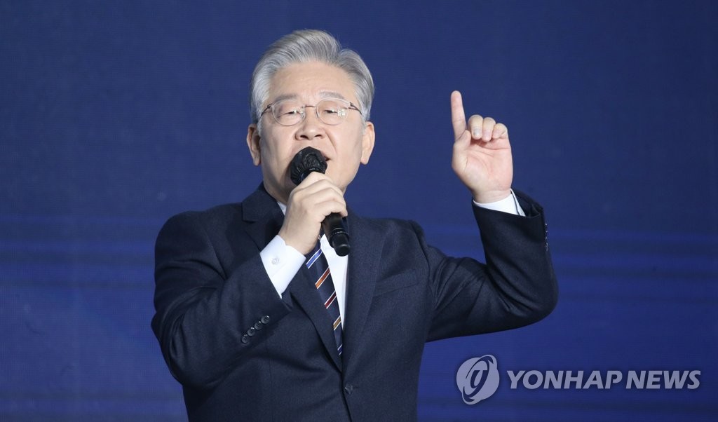 (2nd LD) DP presidential nominee vows sweeping real estate reform