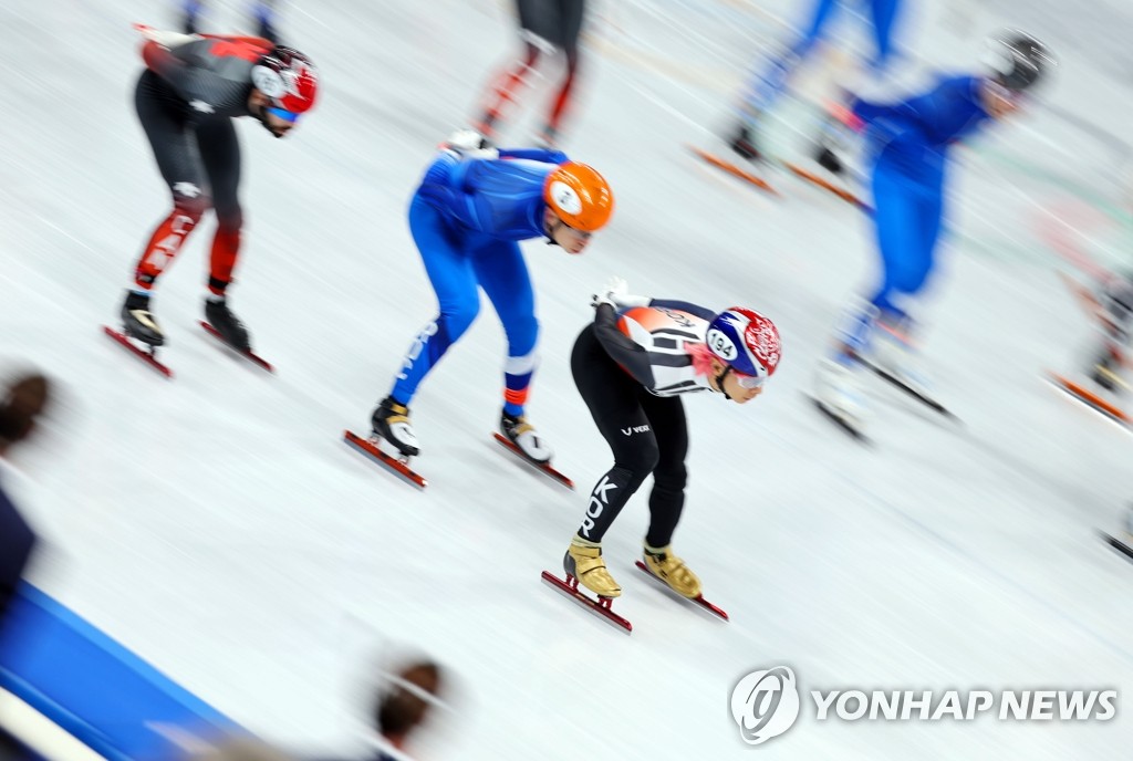 (Olympics) Short track team's elder statesman collects silver in ...