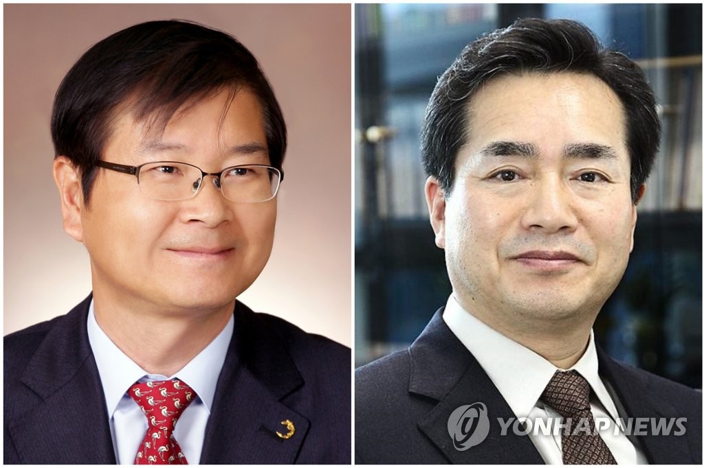 This compilation image, provided by the office of President-elect Yoon Suk-yeol, shows Lee Jung-sik (L), President-elect Yoon Suk-yeol's pick for labor minister, and Chung Hwang-keun, the nominee for agriculture minister. (PHOTO NOT FOR SALE) (Yonhap) 