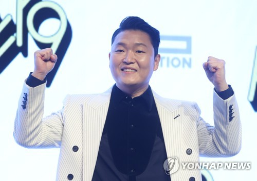 Psy regresa al escenario con su nuevo álbum