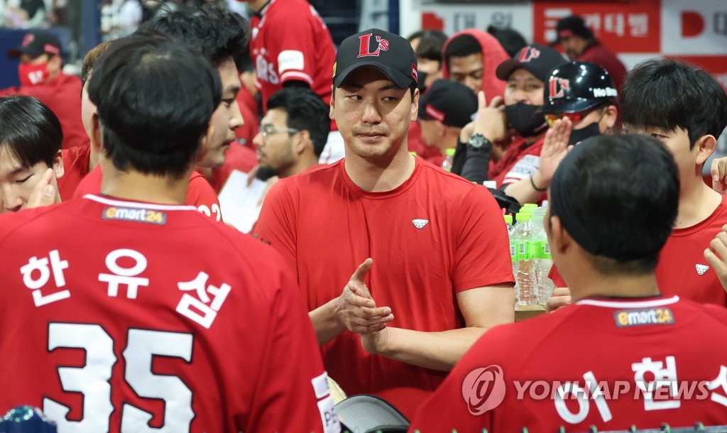 승리를 기다리는 김광현