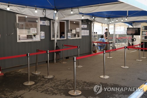 韓国の新規コロナ感染者　３カ月半ぶり２万人下回る