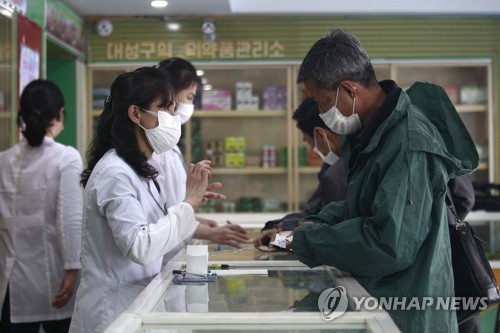 WHO "북한 코로나 상황 악화 추정…세차례 백신지원 제안"