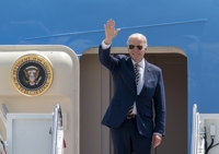 (LEAD) Biden set to arrive in S. Korea for first summit with Yoon