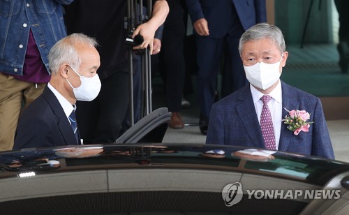 박성진 대검 차장 퇴임…"다시는 정치가 법치 훼손해선 안 돼"