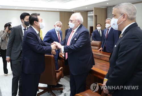 الرئيس يون يتعهد بتوسيع دور كوريا الجنوبية على أساس التحالف مع الولايات المتحدة