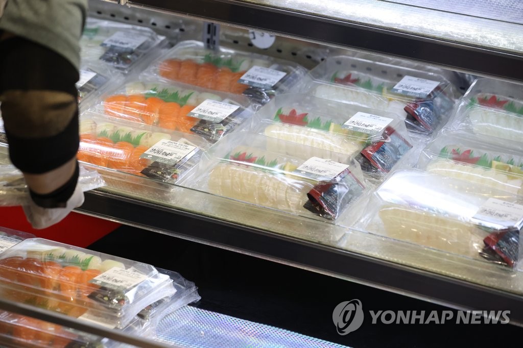 조기·오징어 등 수산물가 비상…고등어 가격 작년보다 3…