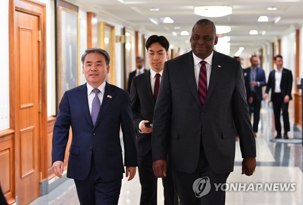 韓国国防相「核関連訓練への関与進める」　韓米の拡大抑止強化で